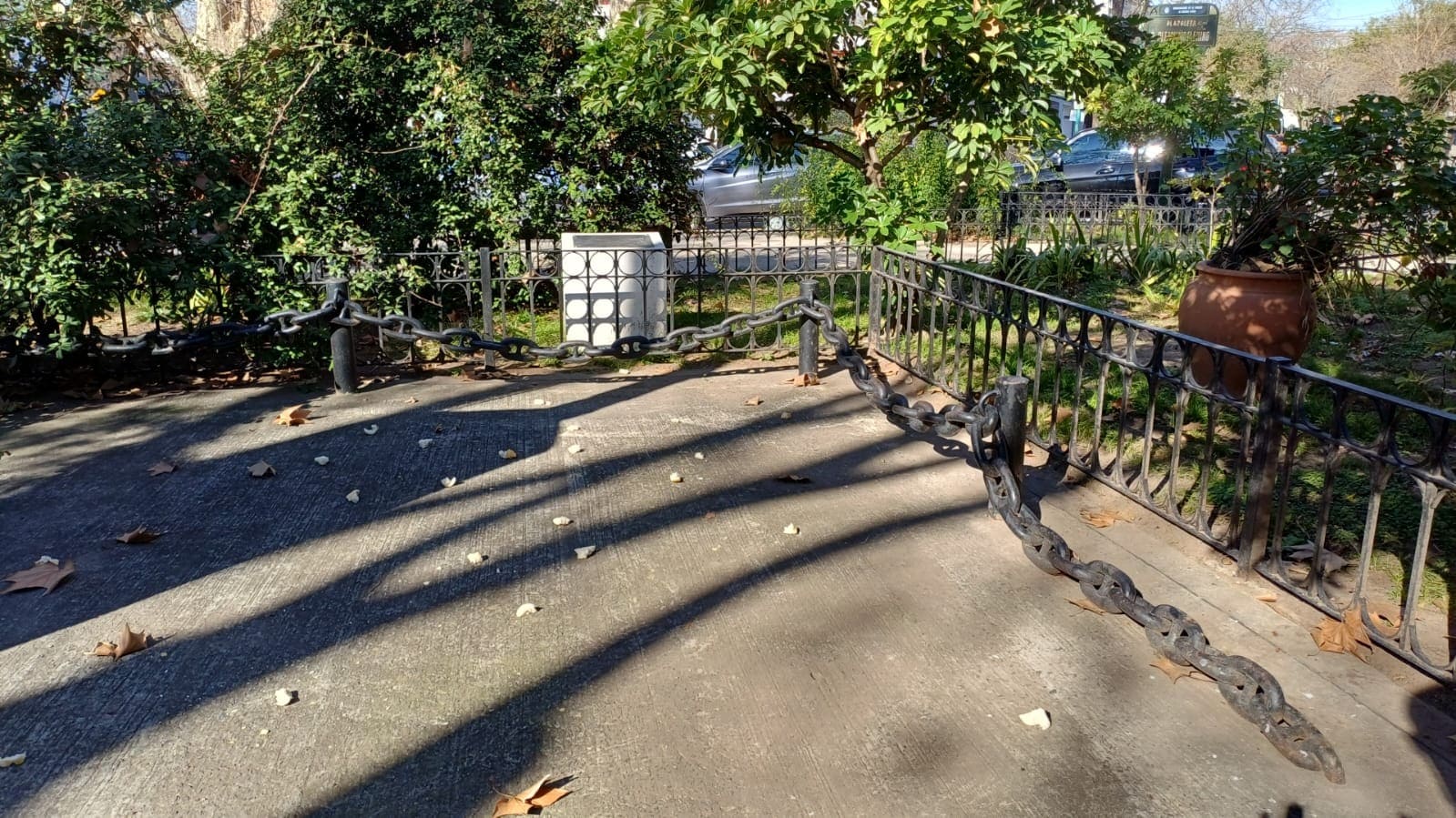 Plazoleta Luis Alberto Spinetta