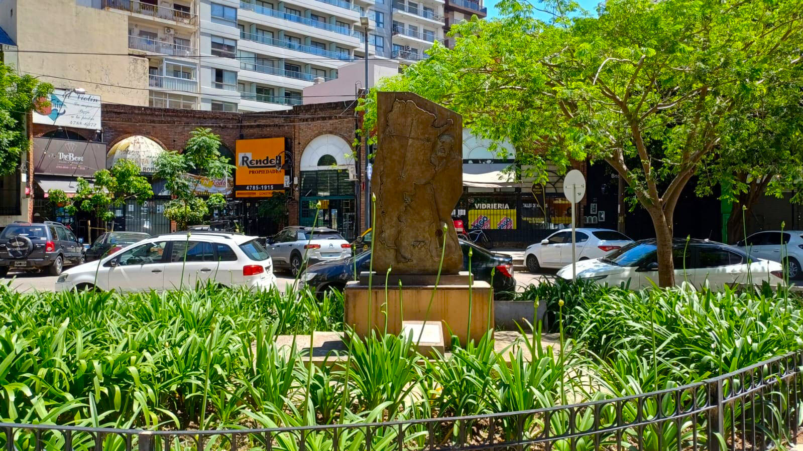 Plazoleta Santa María de los Buenos Aires