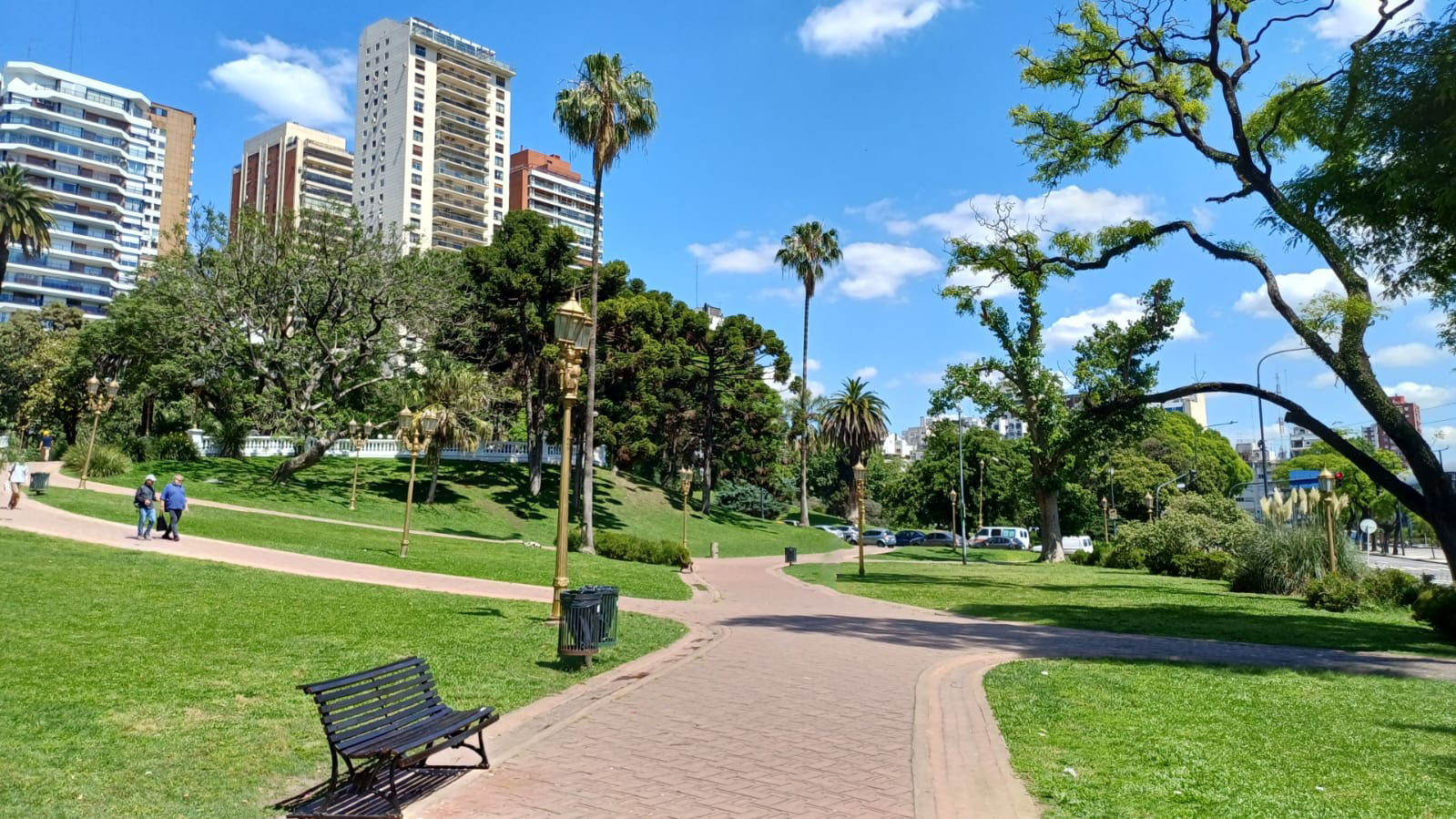 Plaza Barrancas de Belgrano
