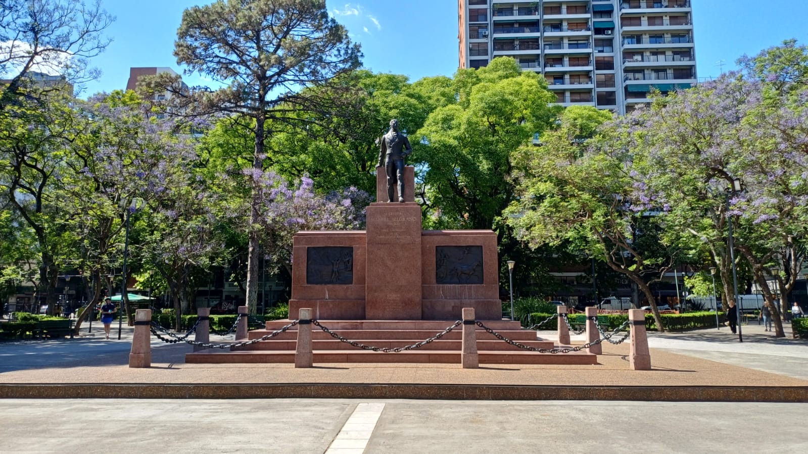 Plaza Manuel Belgrano