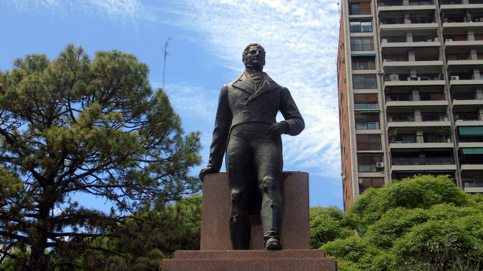 Plaza Manuel Belgrano