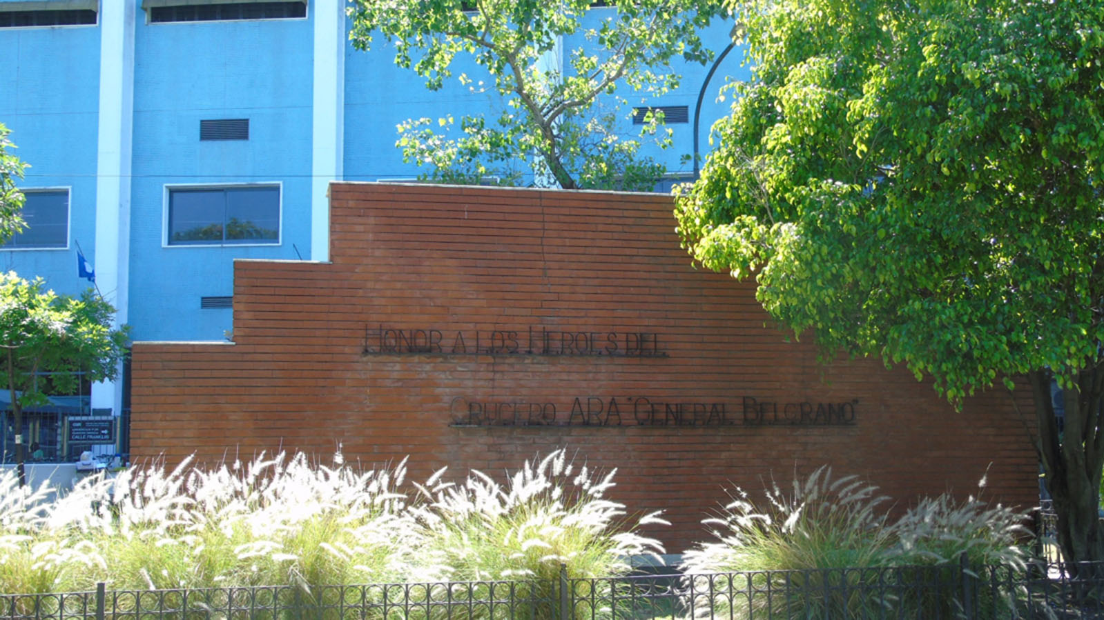 Plazoleta Crucero General Belgrano