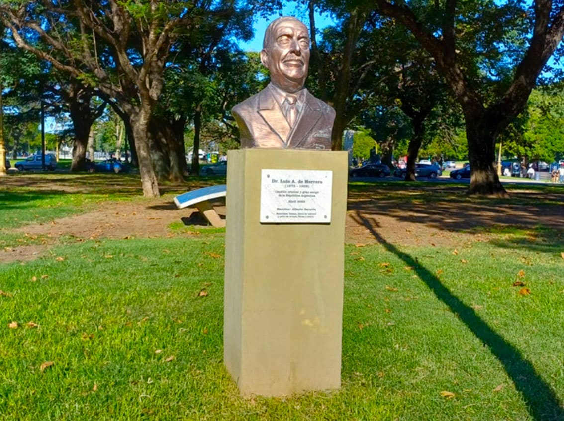 Dr. Luis Alberto Herrera