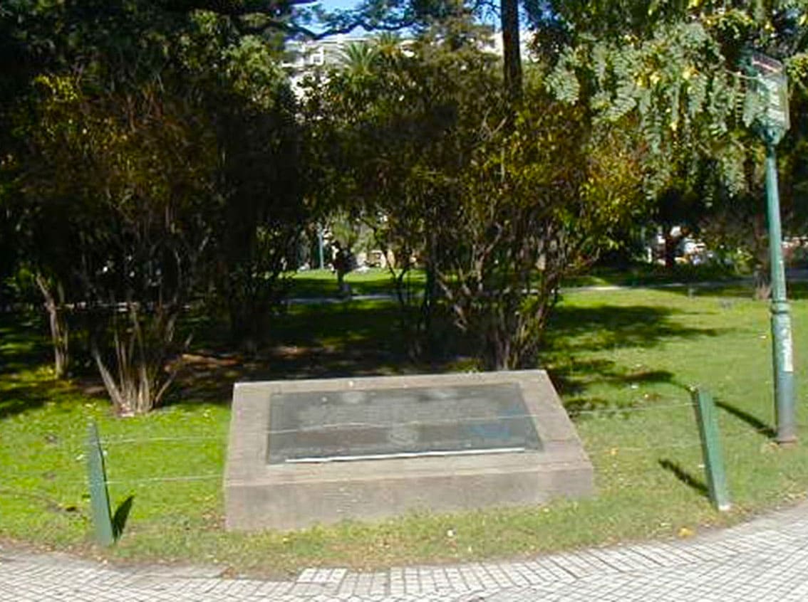 Homenaje a Húsares de Pueyrredón