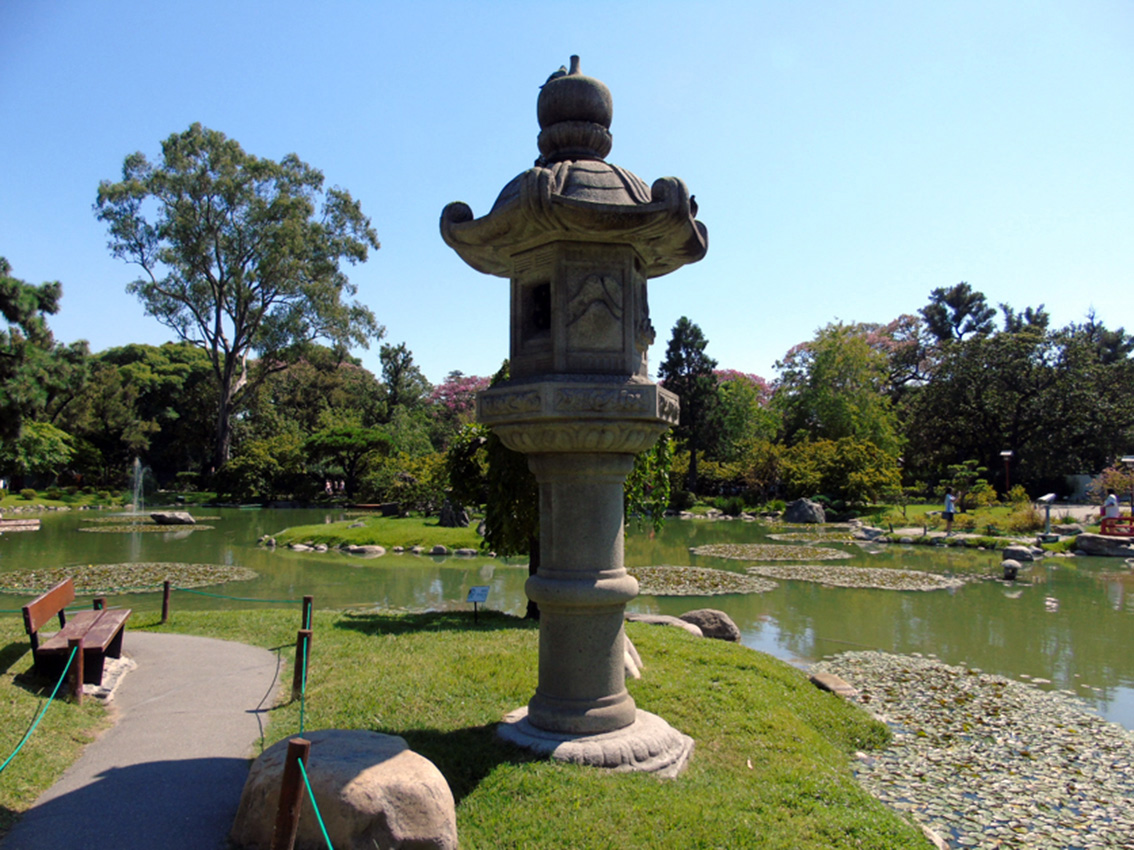 Farola Japonesa