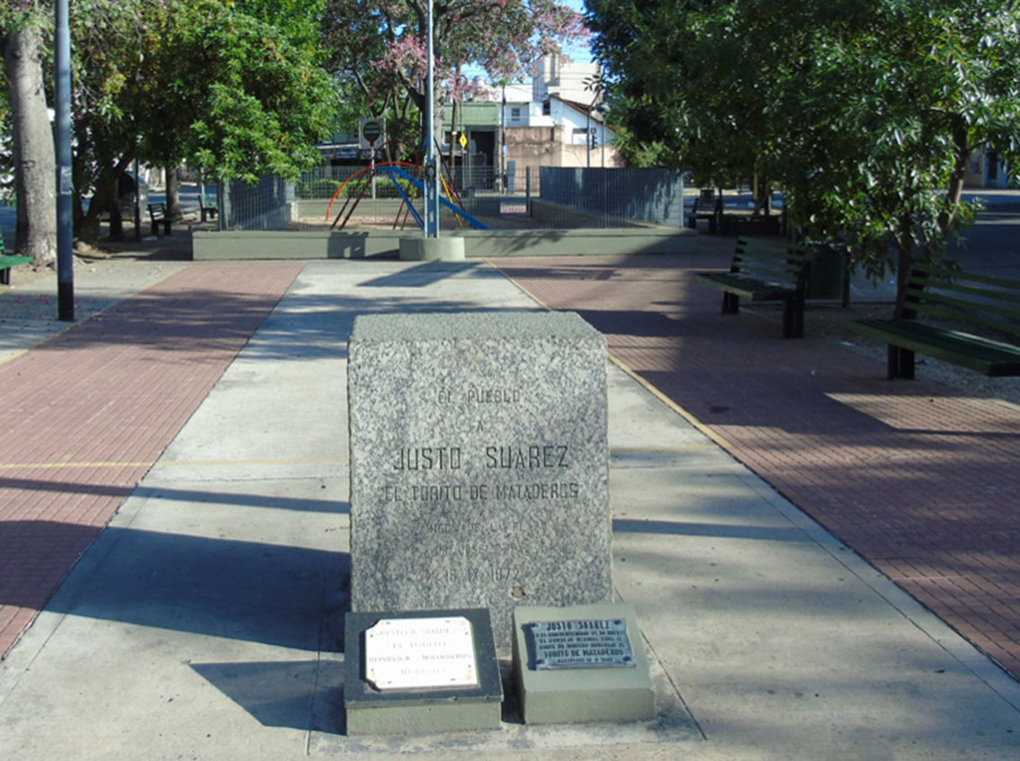 Homenaje a Justo Suárez