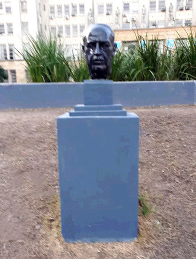 Dr. Bernardo Houssay