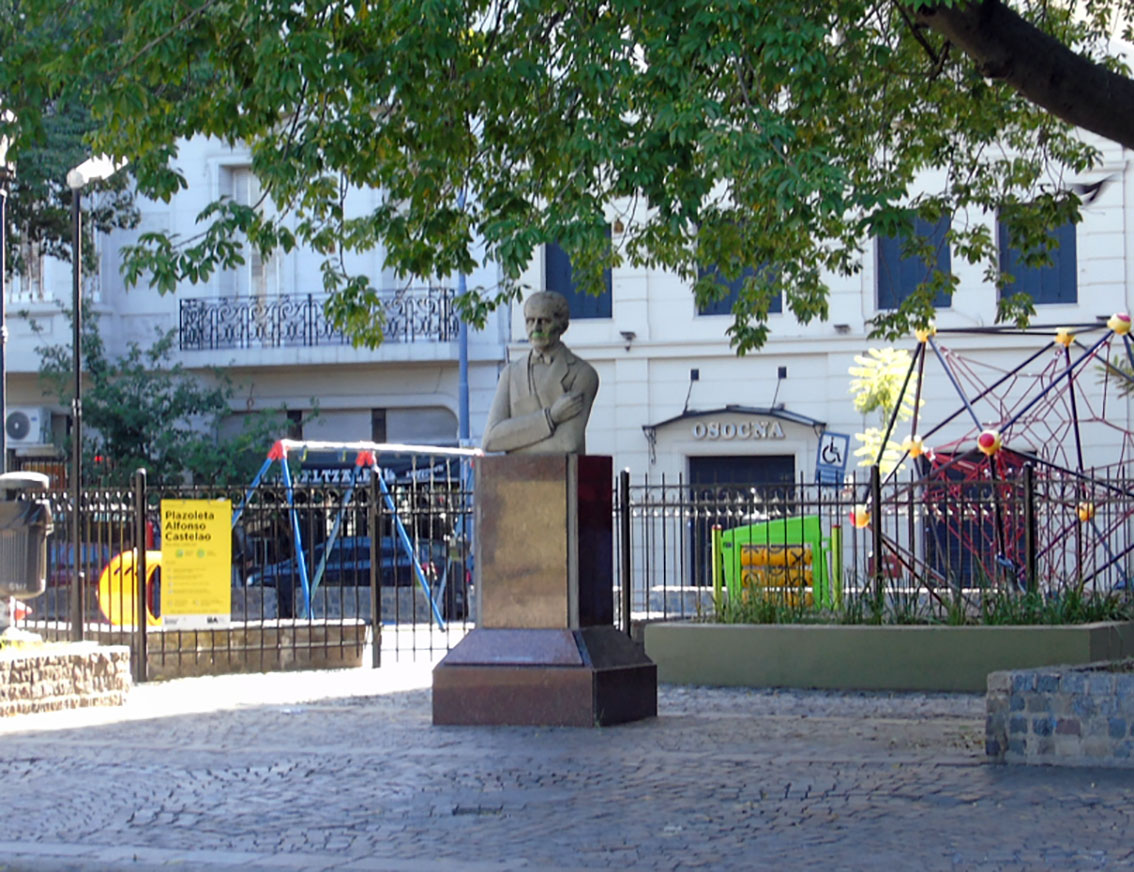 Dr. Alfonso R. Castelao