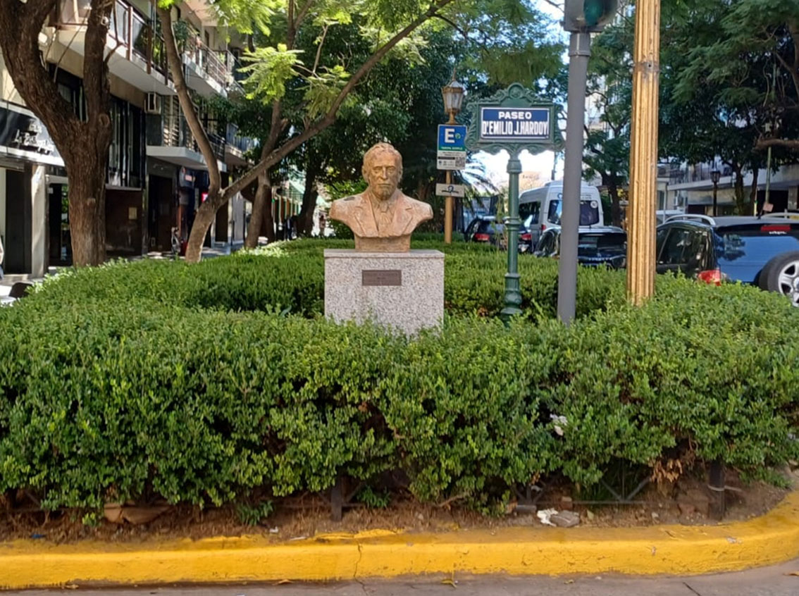 Emilio J. Hardoy