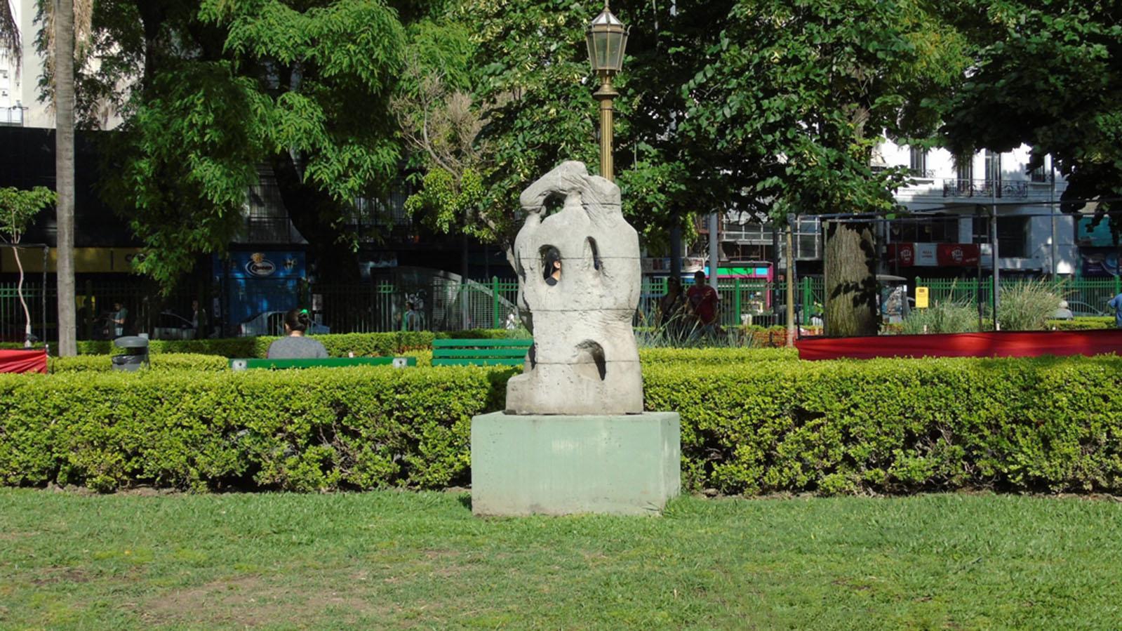 Plaza Pueyrredón