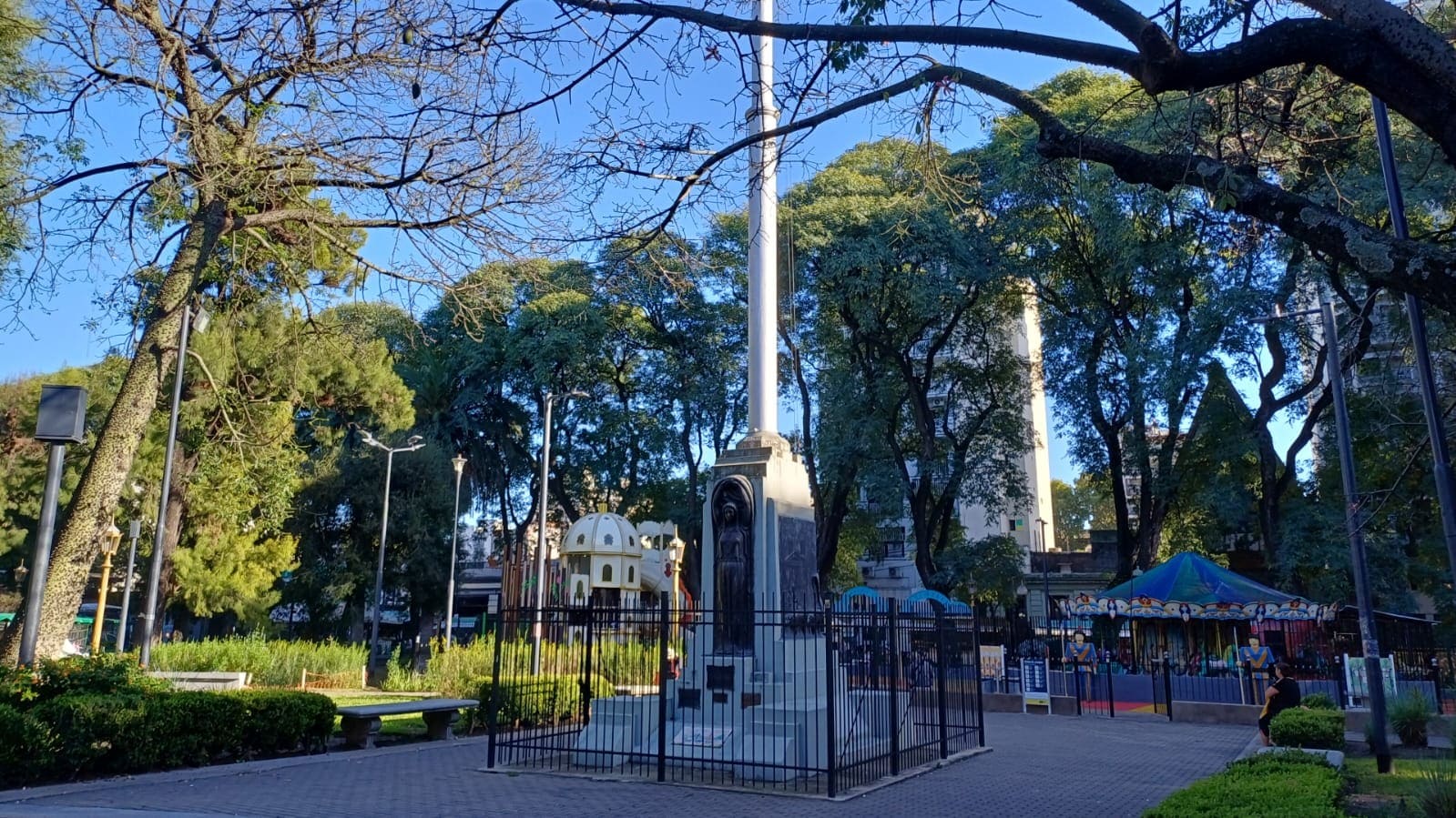 Plaza Pueyrredón