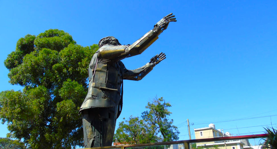 Dr. Carlos Saavedra Lamas