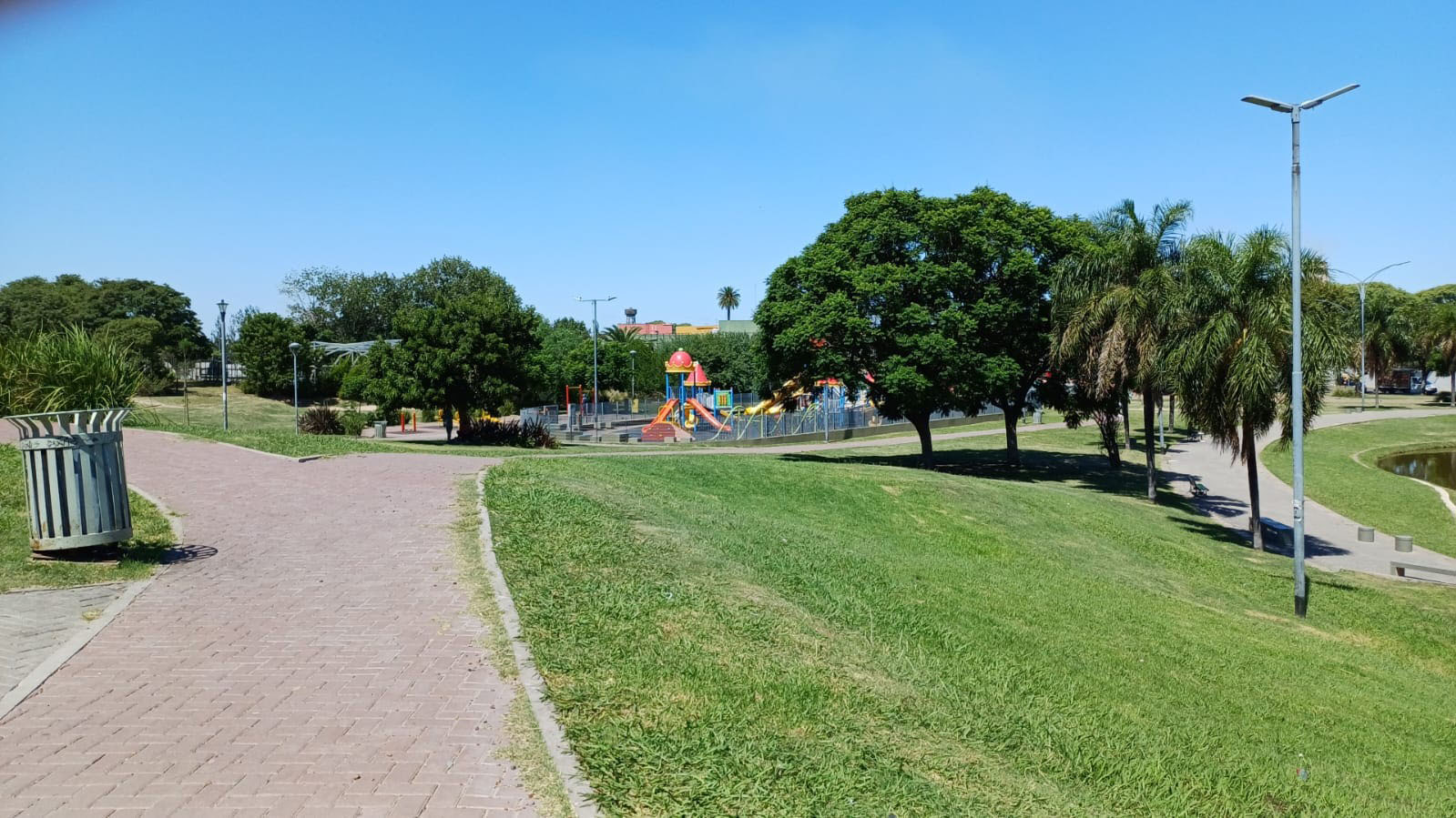 Parque Doctor Juan Bautista Alberdi