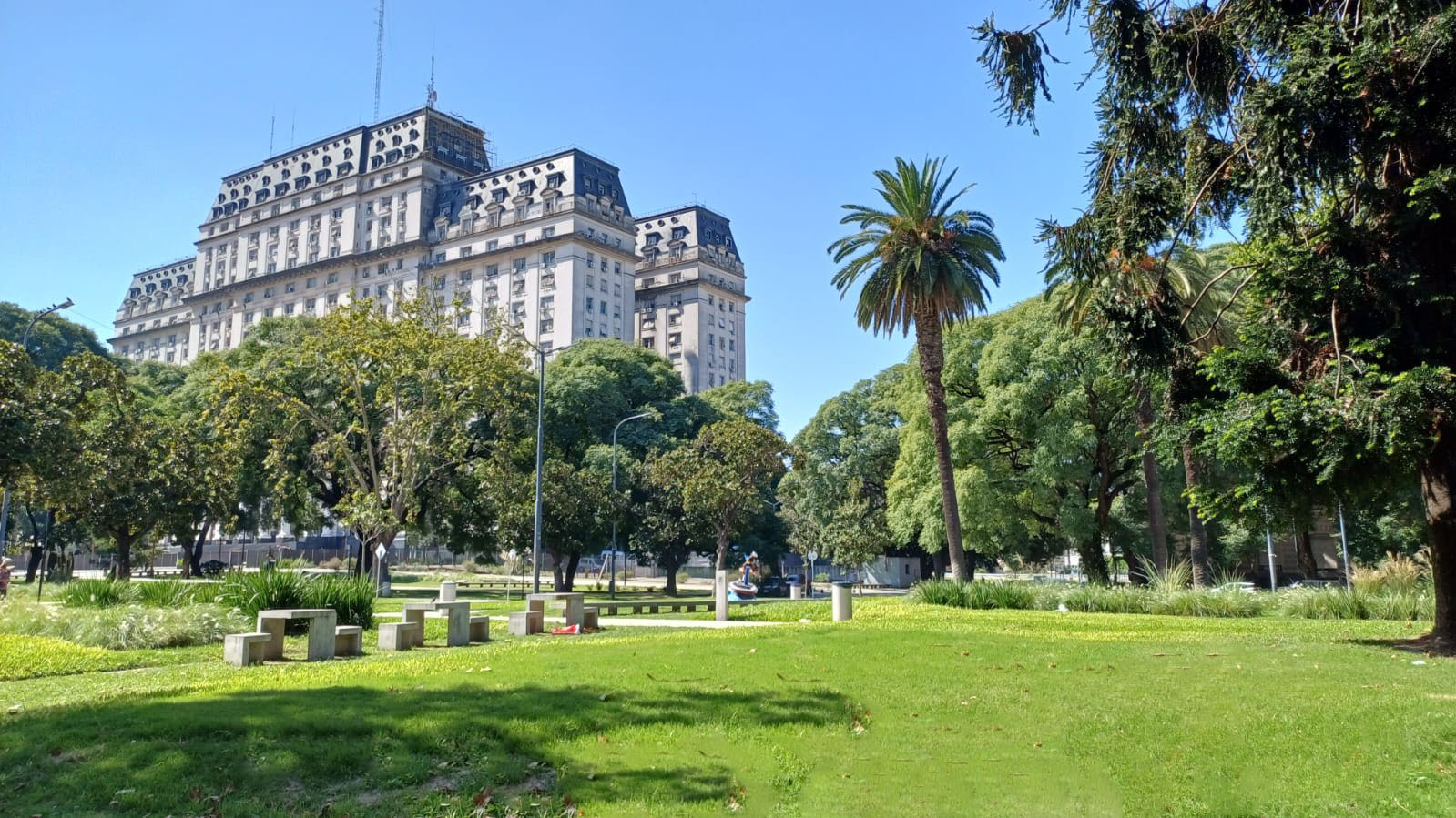  Plaza Pres. Juan D. Perón
