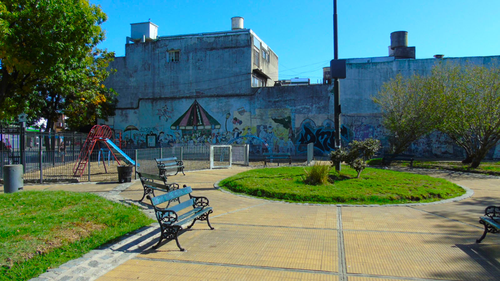Plaza Juan Tronconi
