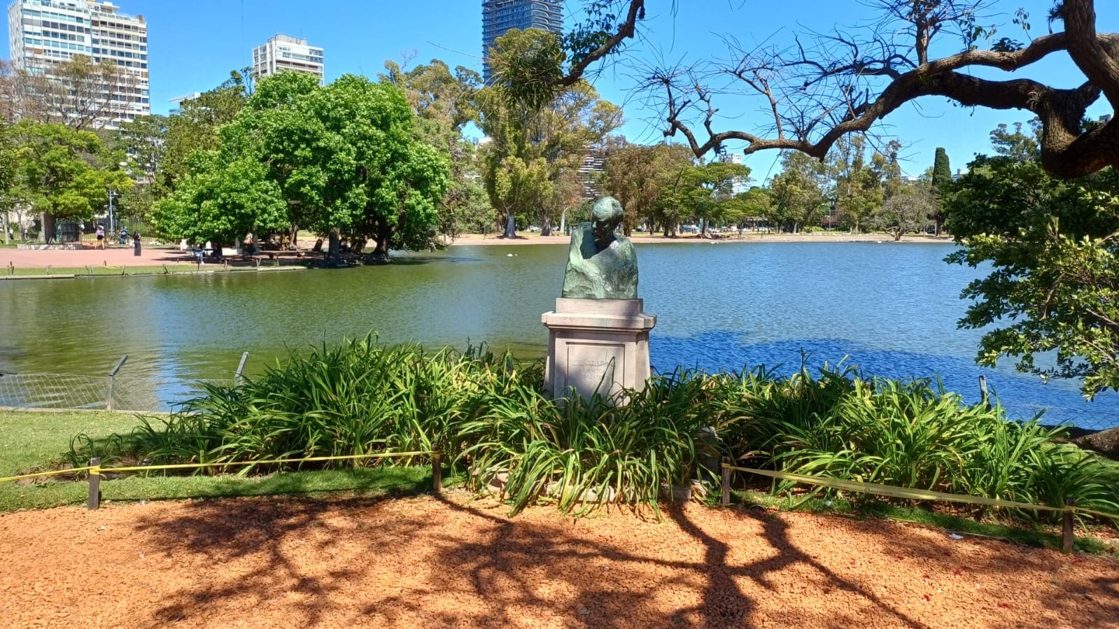 Lucio Correa Morales