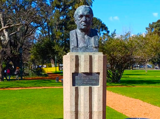 Amador, Fernán Félix de