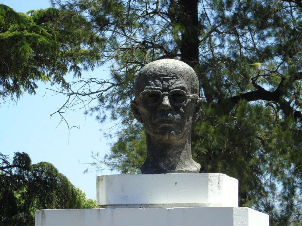 Dr. José María Velazco Ibarra