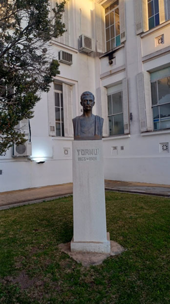 Dr. Enrique Tornú