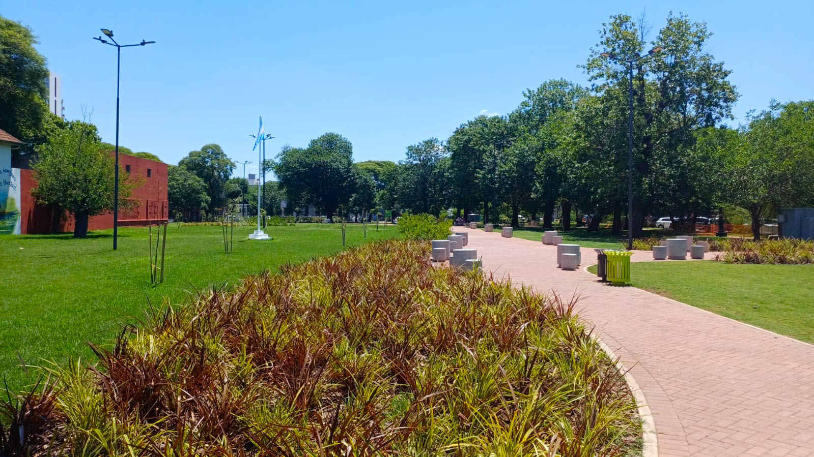 Parque J. E. Uriburu