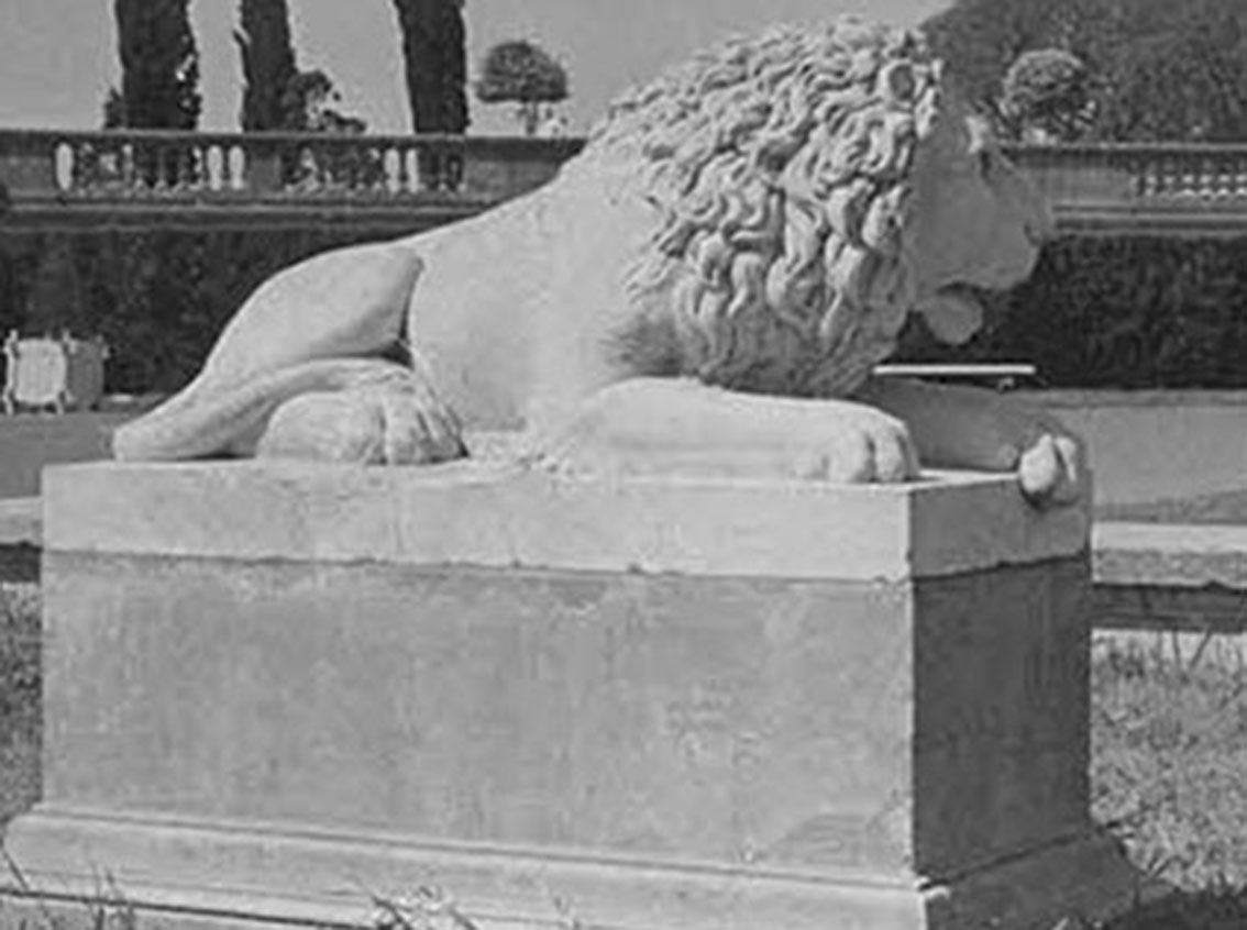 Leones de Mármol