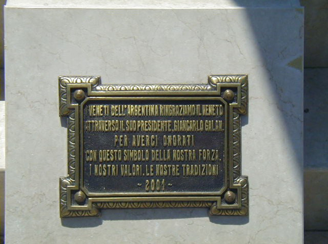 Placa en León de San Marcos-1