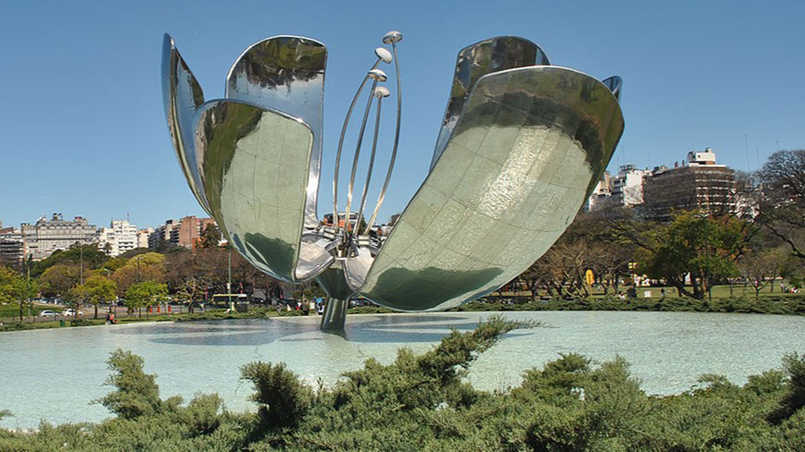 Plaza Naciones Unidas