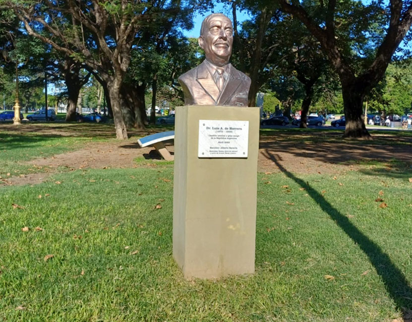 Dr. Luis Alberto Herrera