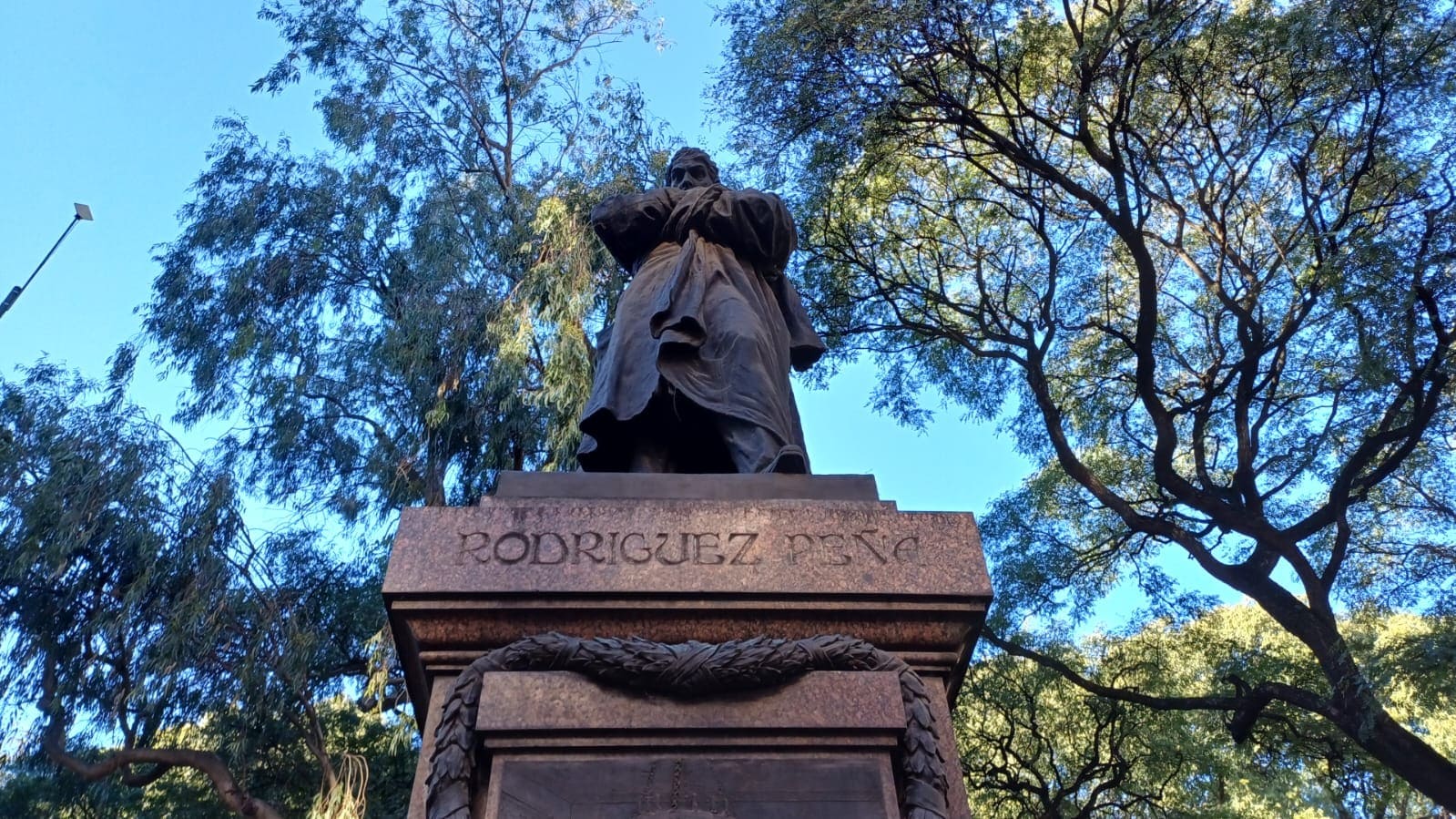 Plaza Rodríguez Peña