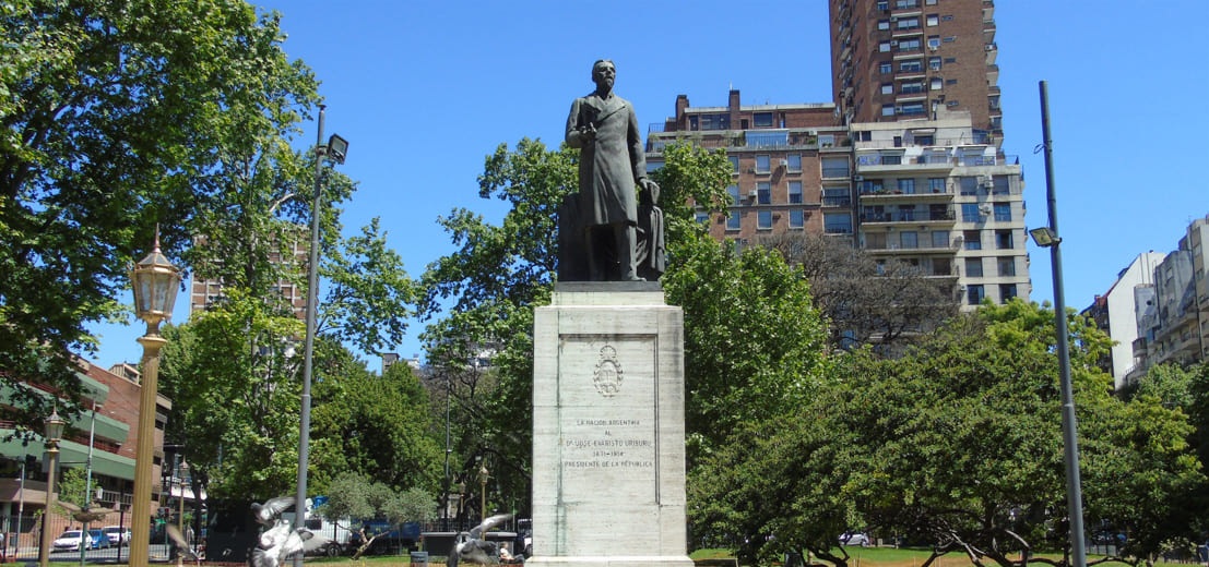 Plaza Tte. Gral. Emilio Mitre