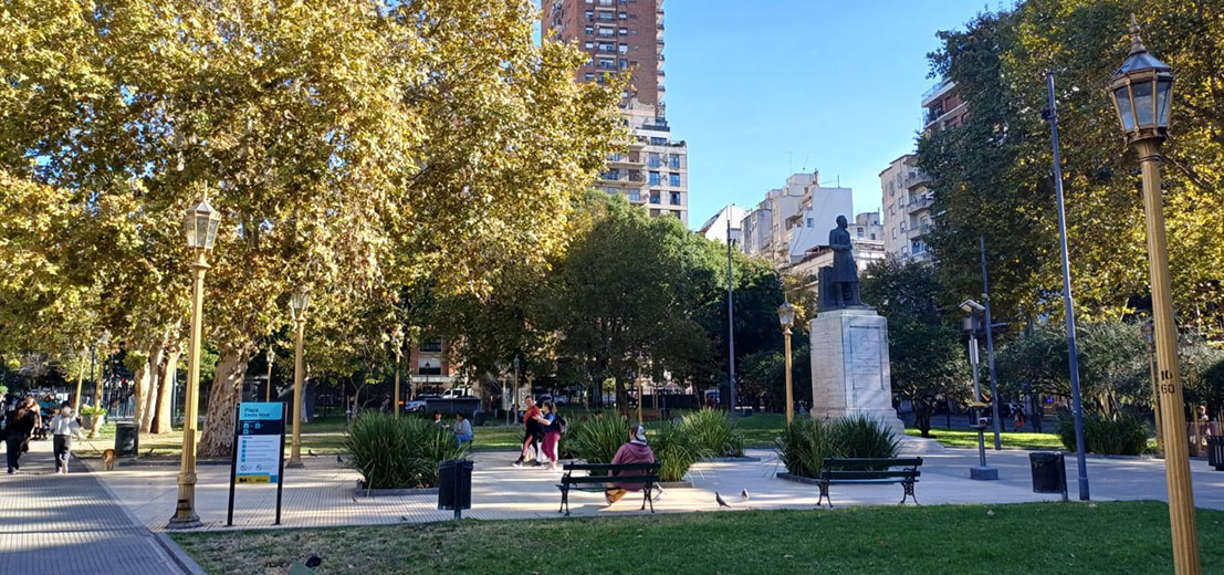 Plaza Tte. Gral. Emilio Mitre