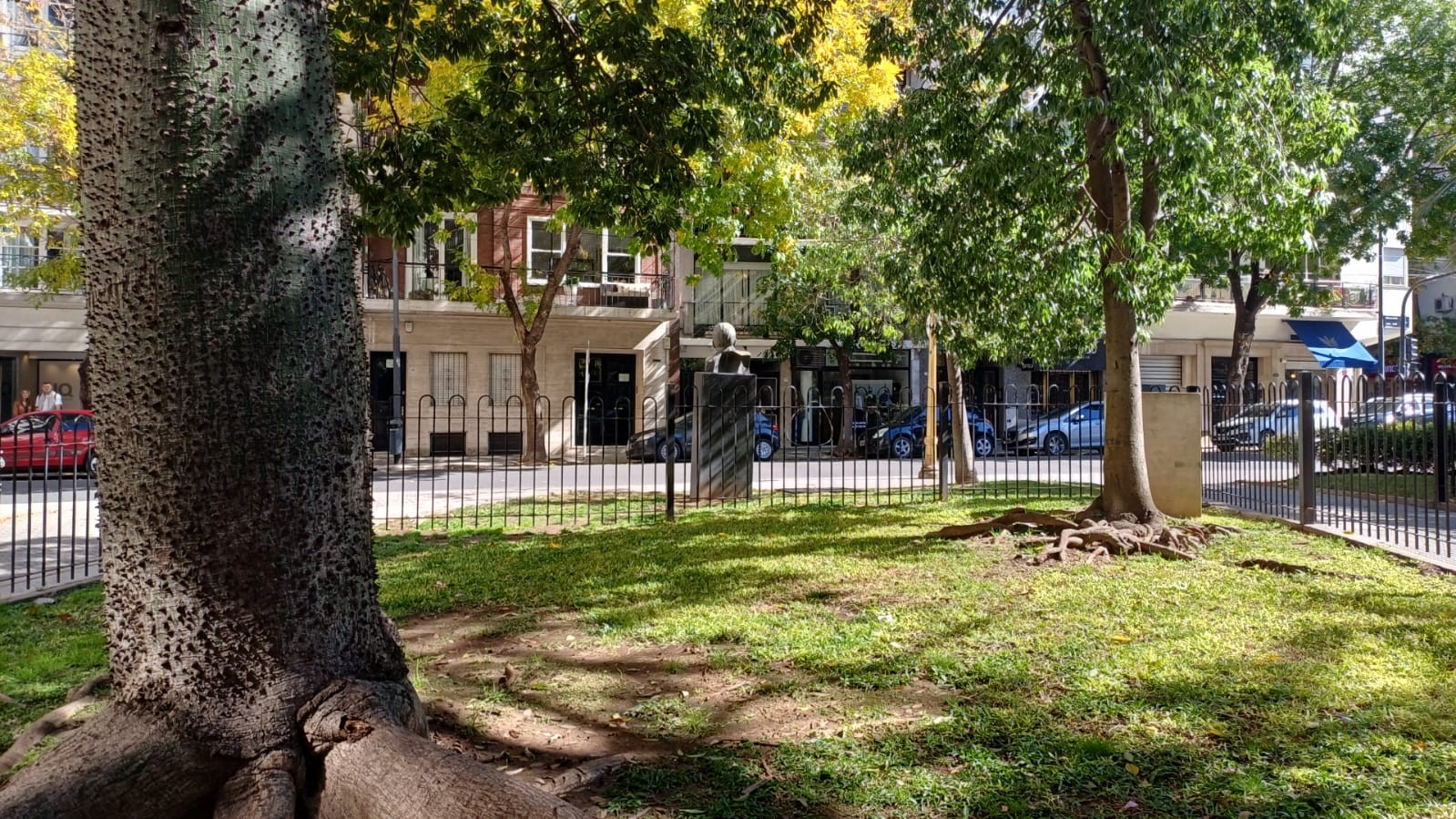 Plazoleta Enrique Udaondo
