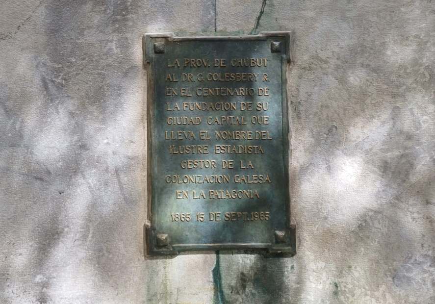 Homenaje de la Prov. de Chubut al Dr. G. Colesbery R.