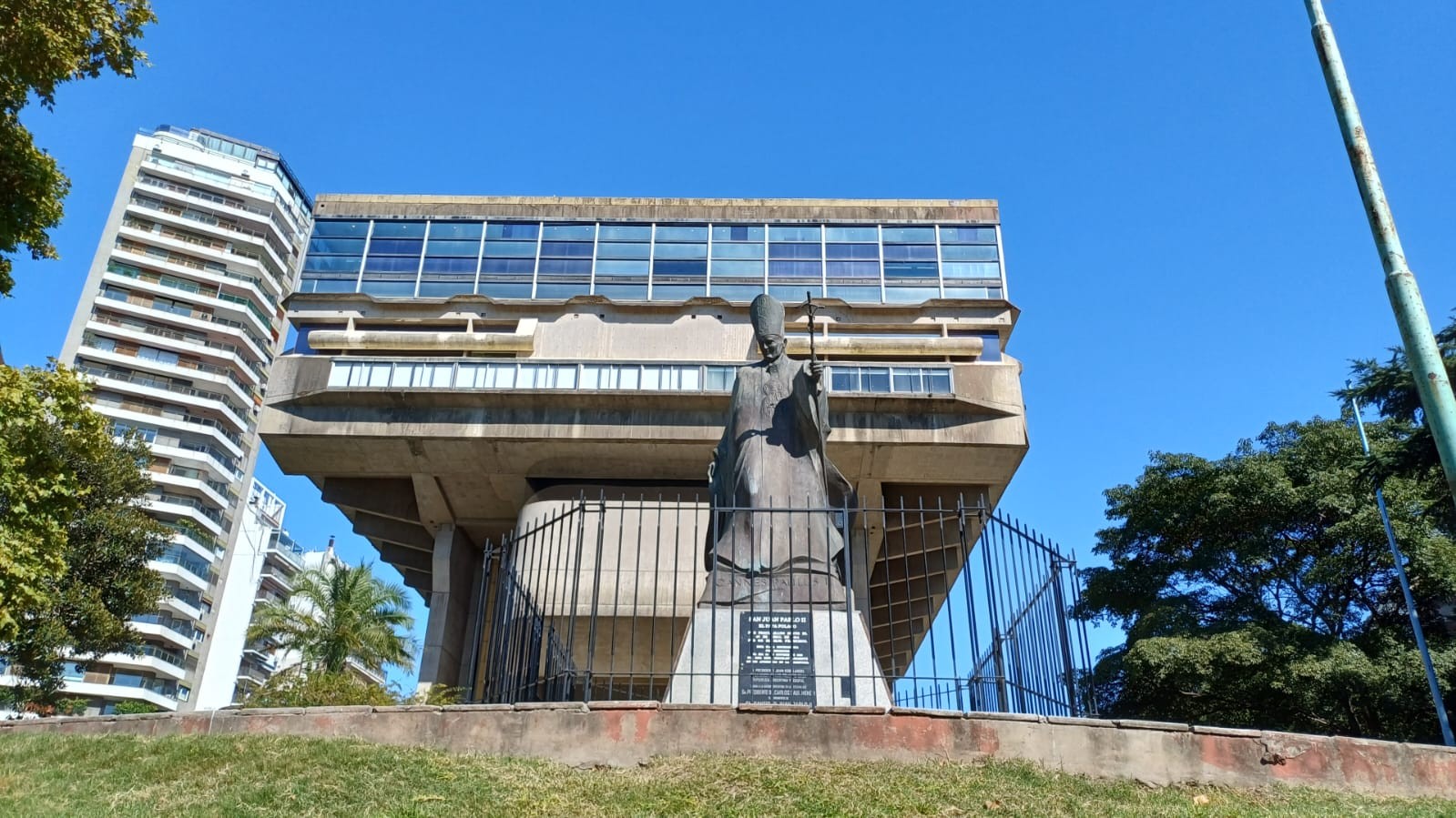 Biblioteca Nacional Mariano Moreno