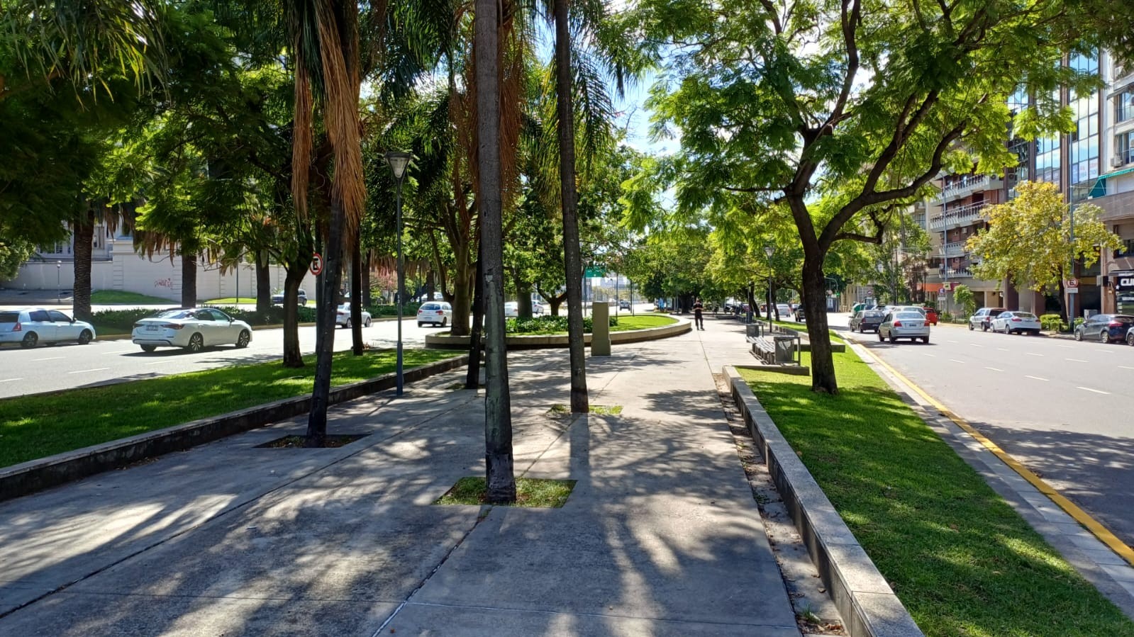 Plazoleta Ing. Carlos María Della Paolera