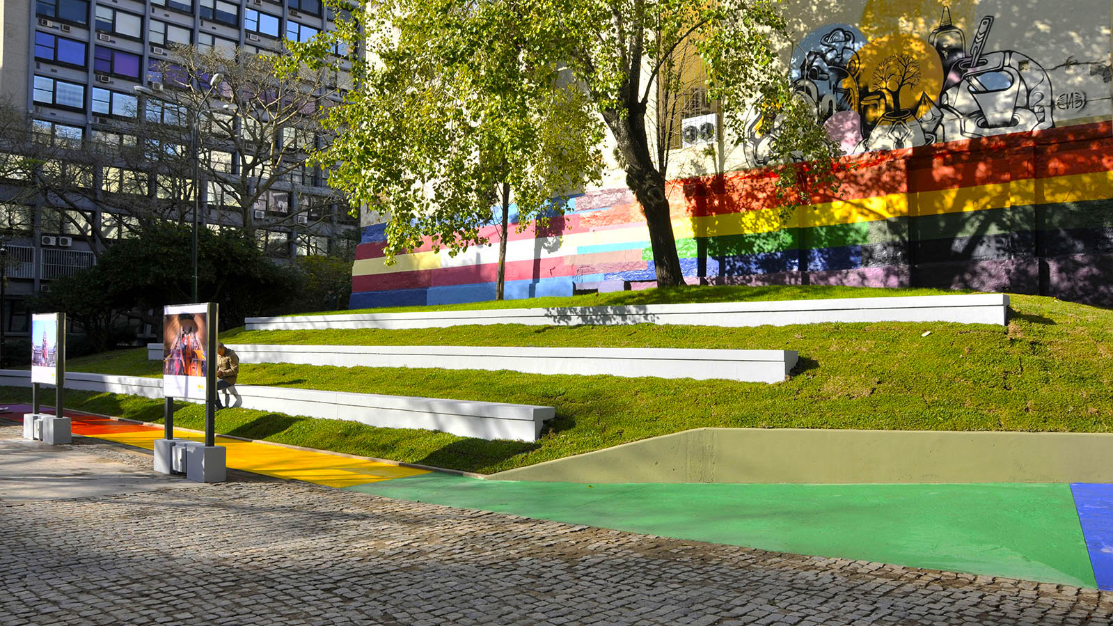 Plaza Roberto Arlt