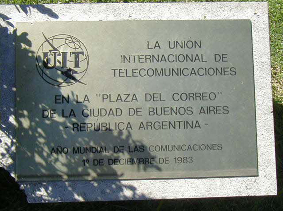Homenaje Año Mundial de las Telecomunicaciones - Placa 2