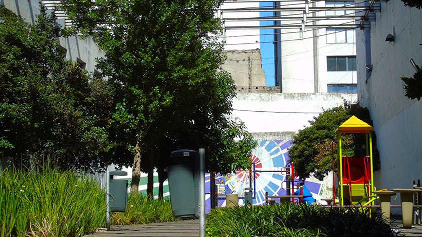 Patio Dr. Joaquín Zabala