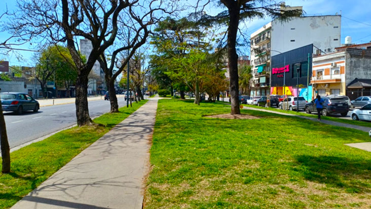 Plazoleta Prof. Ernesto Nelson